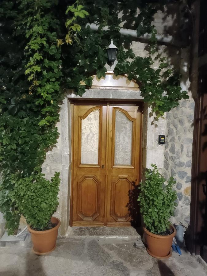 Μεστα - Πλατεια Vila Mestá Exterior foto
