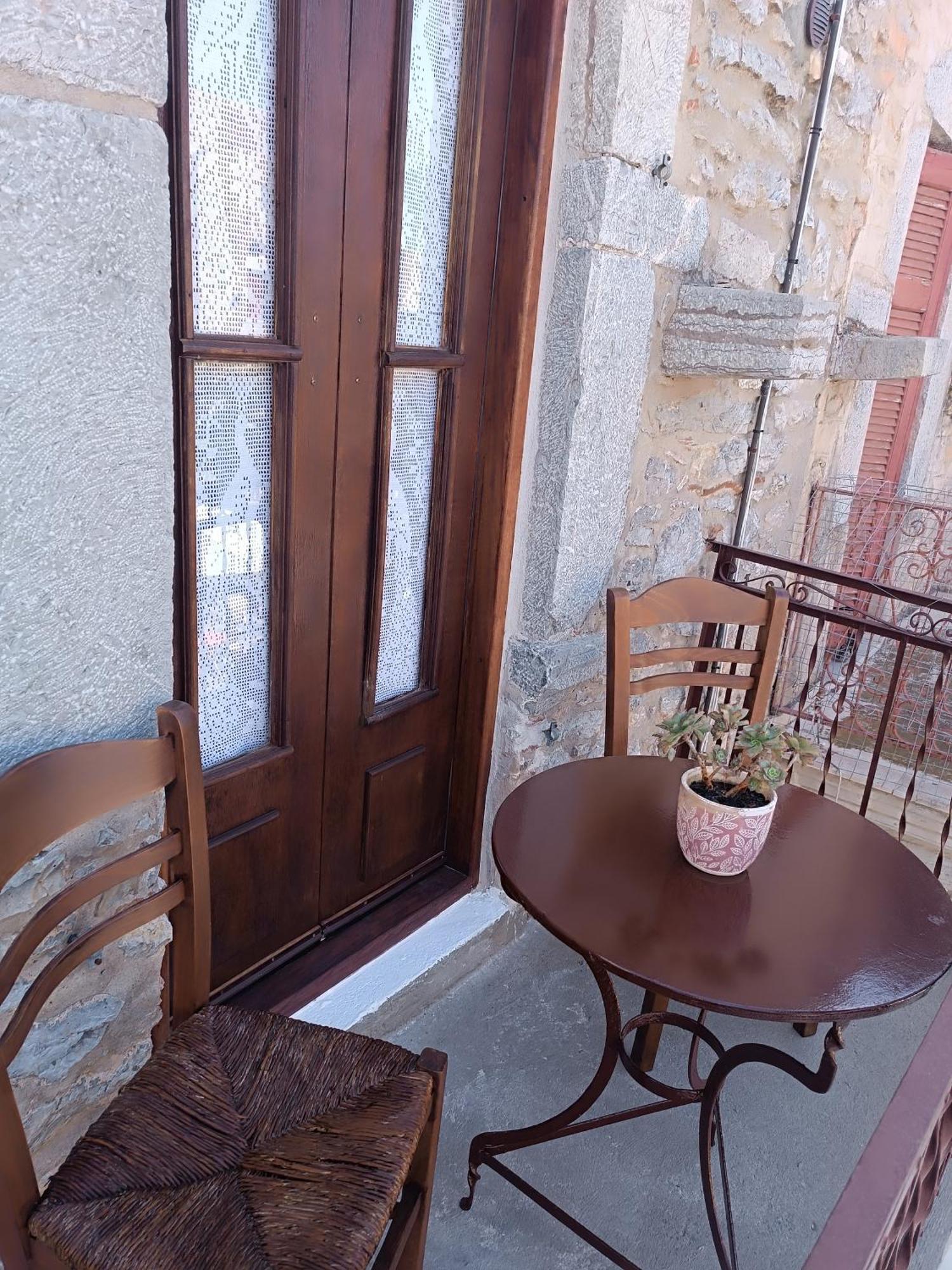 Μεστα - Πλατεια Vila Mestá Exterior foto
